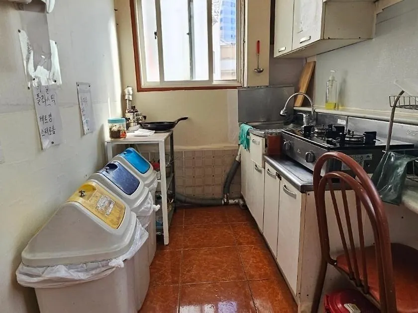 Mokhwatel Hostel Busan